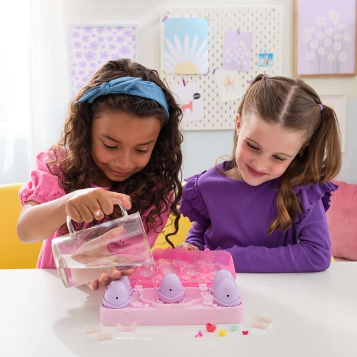 Igra z vodo in razkrivanje presenečenj