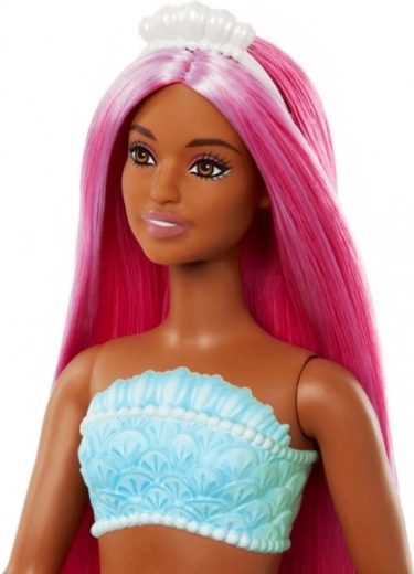 Colourful hair and pearl crown