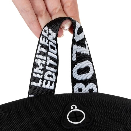 Comfortable carrying even on warmer days