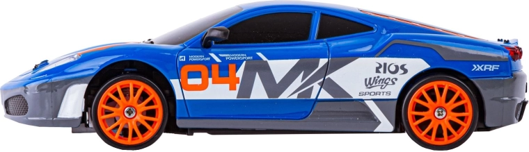 Dva kompleta pnevmatik: drift in vožnja z profilom
