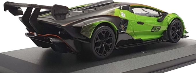 Zvest dirkalni videz Lamborghinija