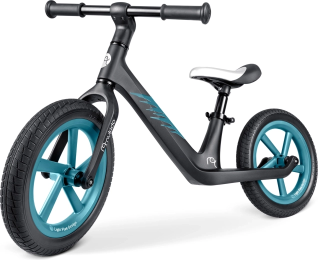 Lahek in vzdržljiv okvir za male kolesarje