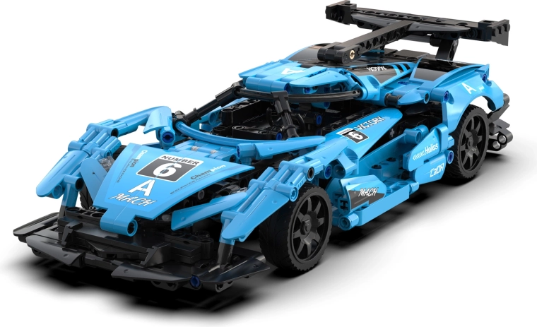 Realistične podrobnosti in LED luči