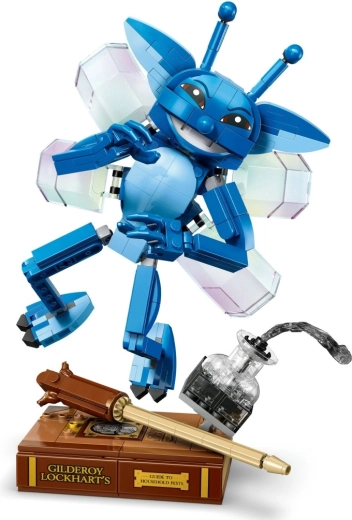 Razstavni podstavek s čarobnimi dodatki