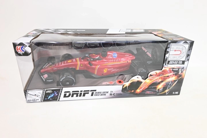RC dirkalna formula z baterijskim paketom