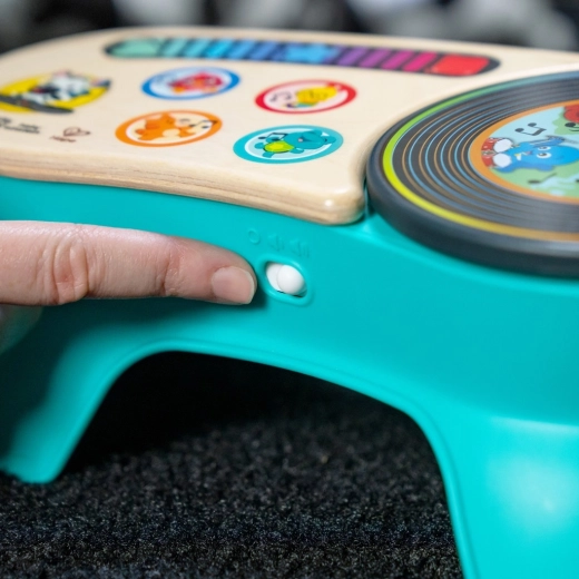 Magic Touch, touch-activated play