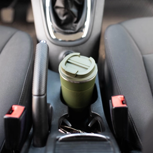 Odličen za avto in potovanja