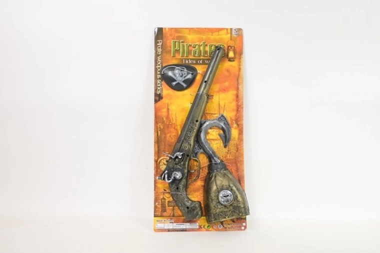 Children’s pirate set in blister pack