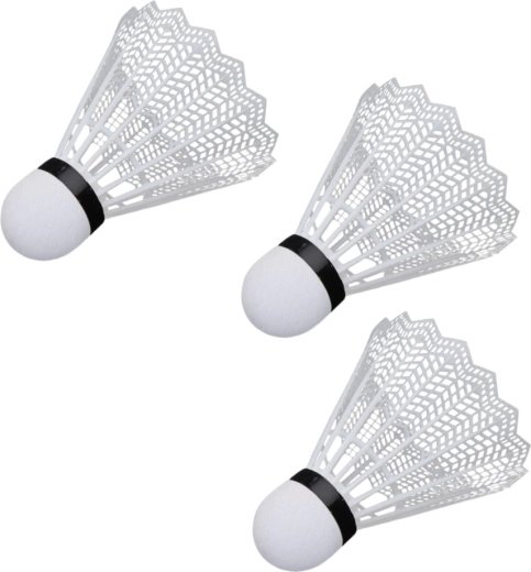 Kompleten badminton set, pripravljen za igro