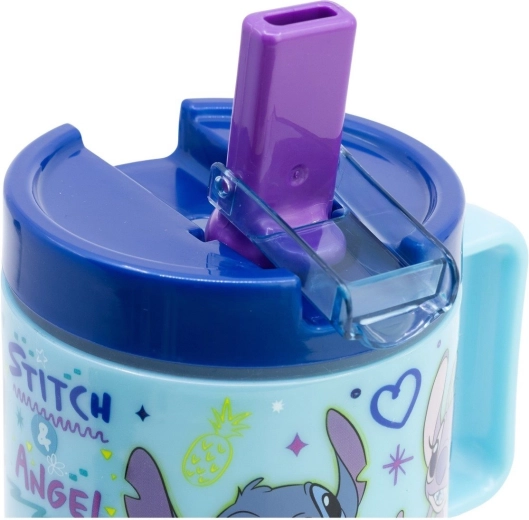 Neprepusten pokrov s pitnikom