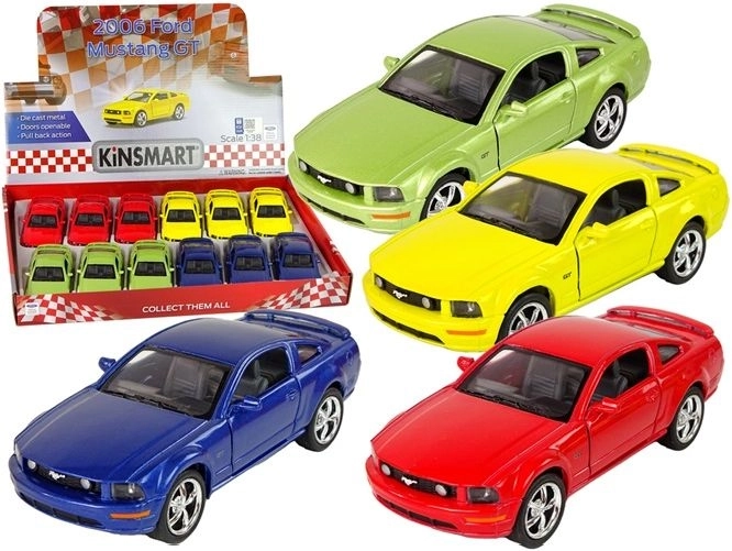 Kovinski avto Ford Mustang GT 2006 1:38 z navijalnim pogonom