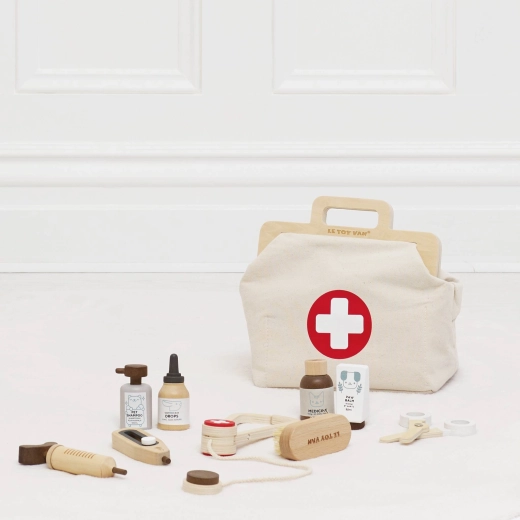 Practical vintage-style fabric bag