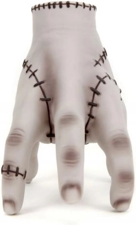 Ikonična roka Thing iz serije WEDNESDAY