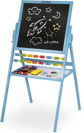 Stabilna lesena konstrukcija in praktična oprema