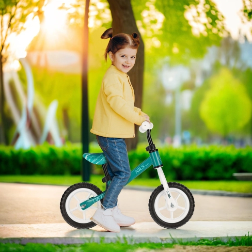 Raste z otrokom: nastavljivo krmilo in sedež