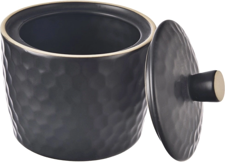 Praktičen pokrov z ročajem