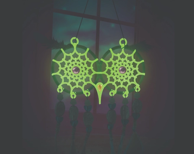 Sveti v temi za čarobno vzdušje