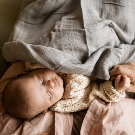 Lahek in zračen udobni spanec