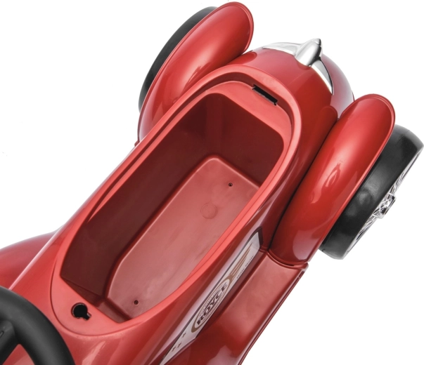 Prostor za shranjevanje pod sedežem