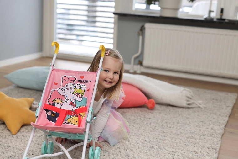 Motiv Hello Kitty, ki ga otroci obožujejo
