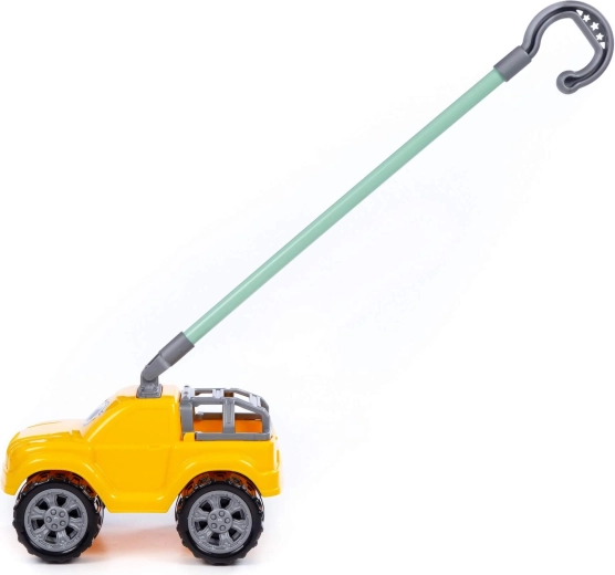 Stable construction with wide wheels