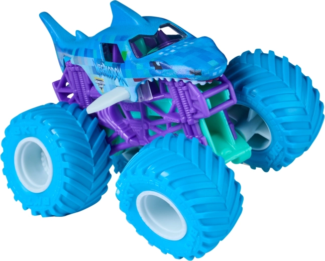 Large rubber wheels for easy driving