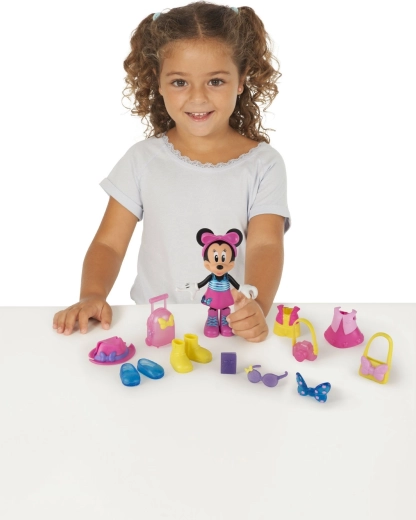 Igra polna domišljije doma in na poti