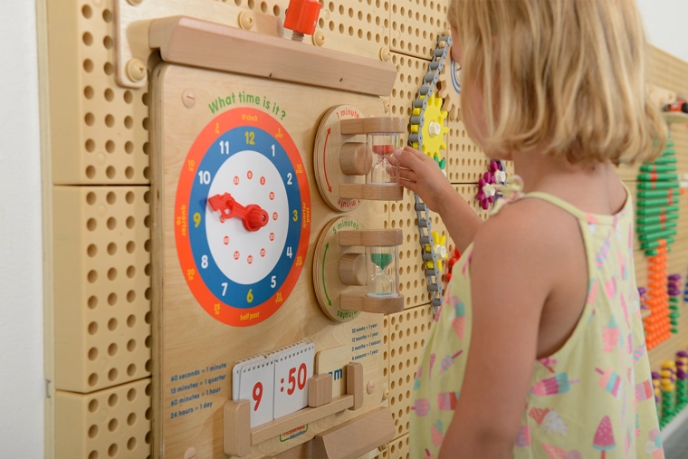 Montaža na steno in združljivost z Masterkidz Flex