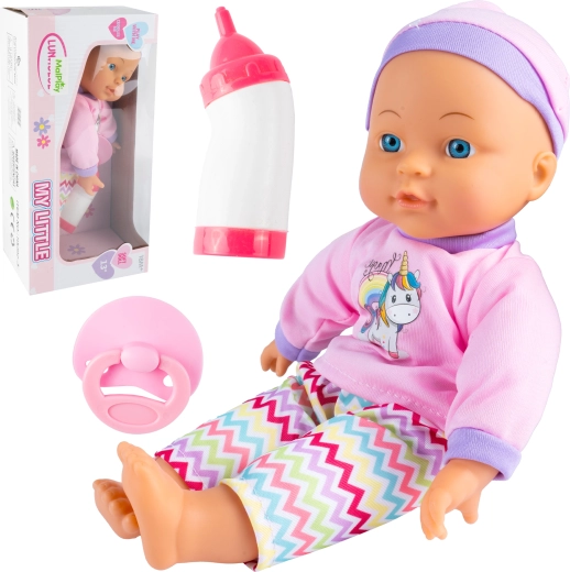 Punčka dojenček 30 cm v oblačilu z dodatki