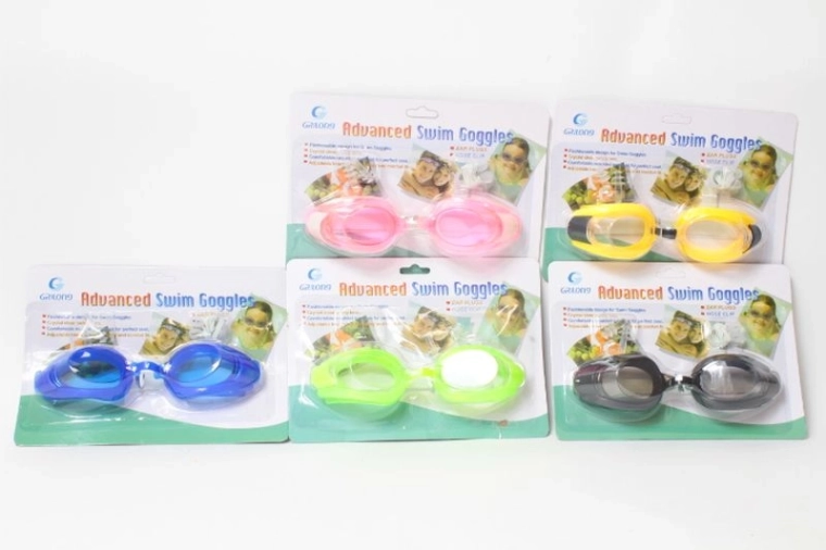 Swimming Goggles on Blister Pack