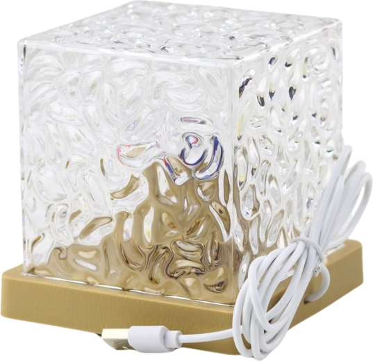 USB napajanje in tiho delovanje