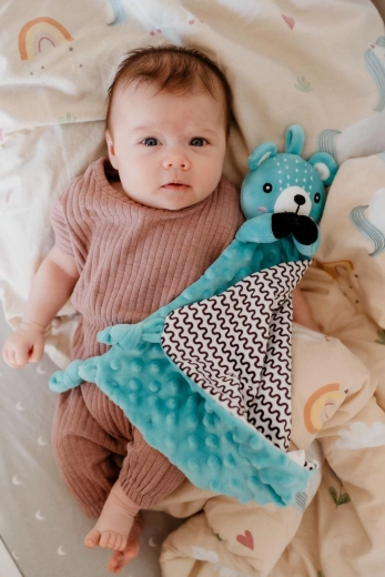 Nežna ropotuljica za senzorični razvoj