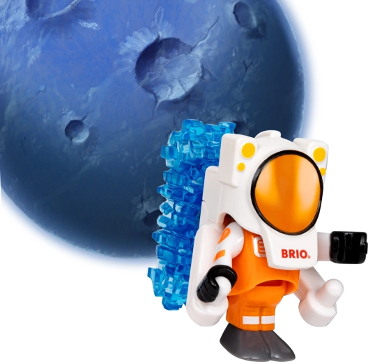 Astronavt z magnetnim skafandrom