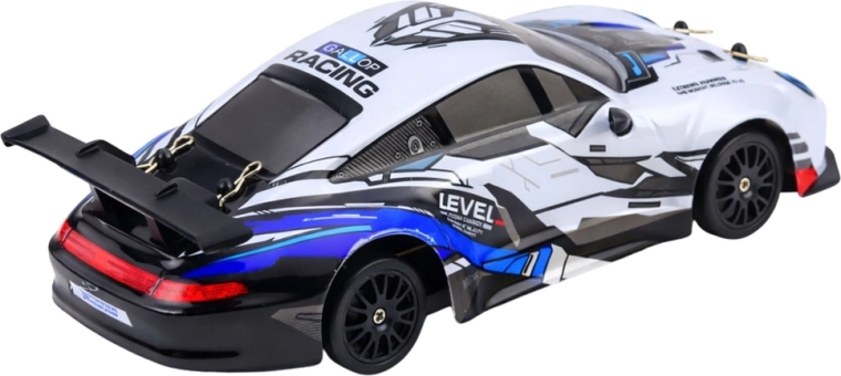 Pripravljeno za drift: zamenljiva kolesa v paketu