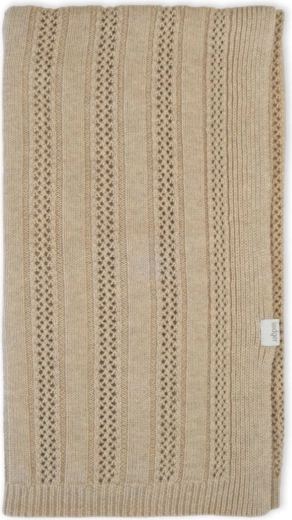 Delicate pointelle pattern and timeless look