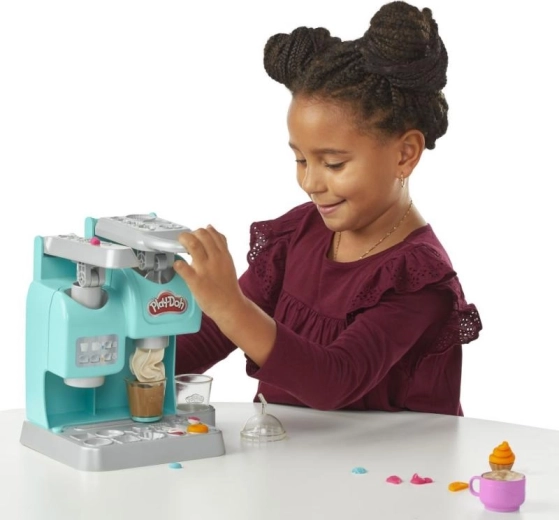 Ročni kavni aparat za izvrstne napitke