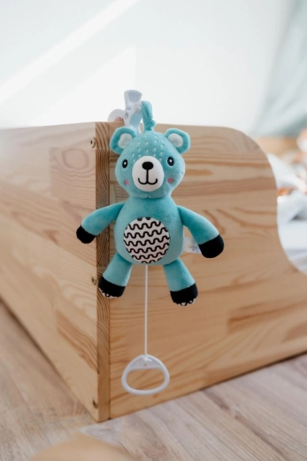 Mehak pliš in kontrastni vzorci