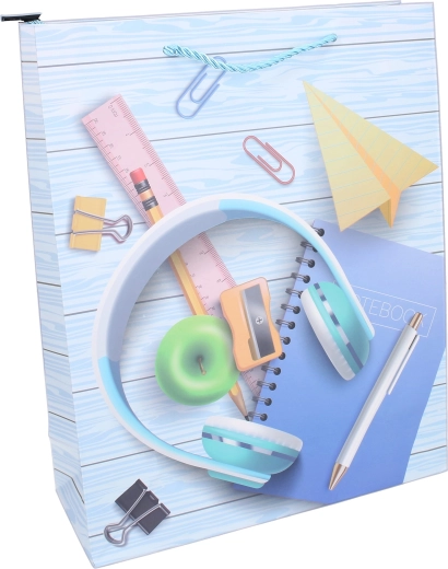 Velikost L z zadostno prostornino