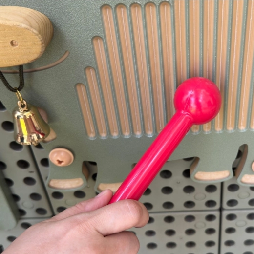Practical mallet storage and a safe rounded shape