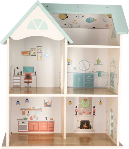 Three levels and multiple rooms for realistic play