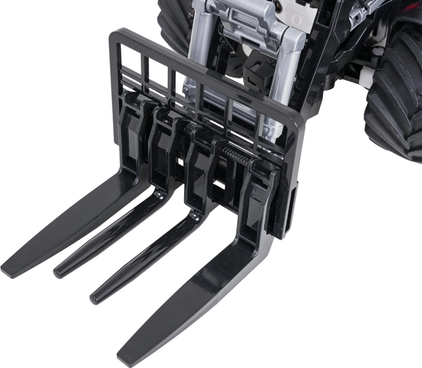 Funkcionalni čelni nakladač za realistično igro