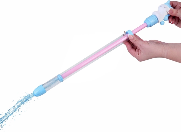 Močan curek zahvaljujoč brizgalni pumpi