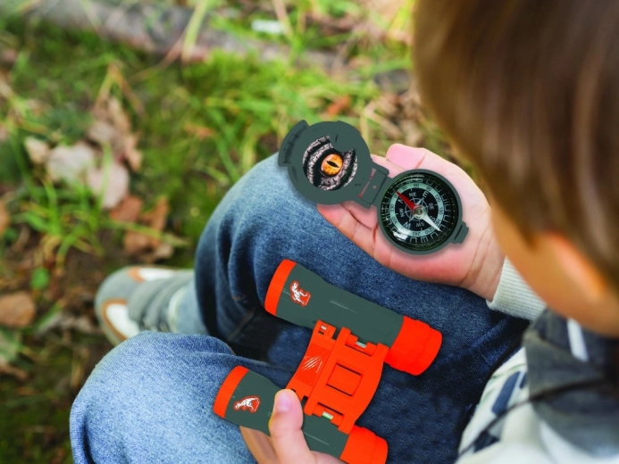 Daljnogled in kompas za pravo avanturo