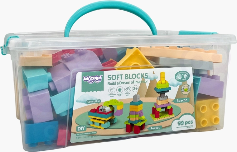 Practical box with a handle