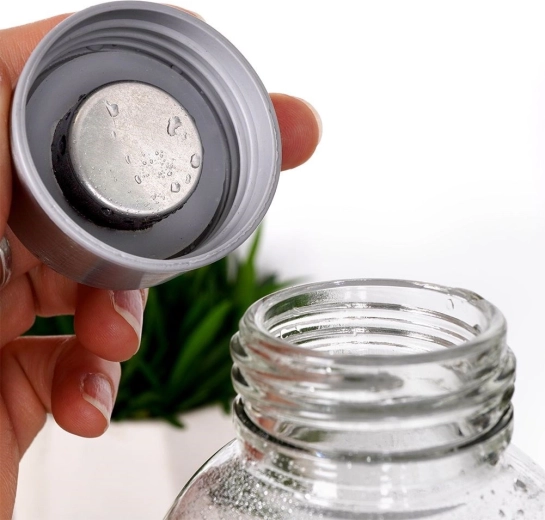 Varen in neprepusten zapirni sistem