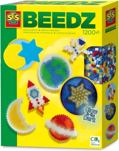 Kreativni komplet za likalne perlice – vesolje, ki sveti v temi