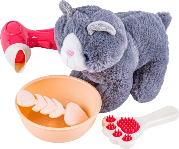 Care accessories: brushing, “drying,” and feeding