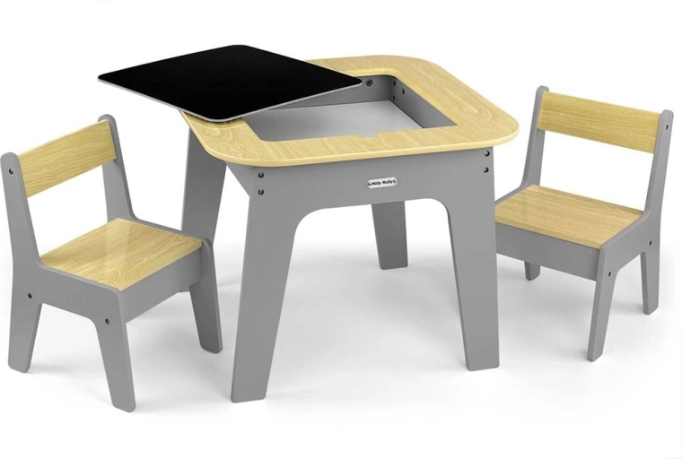 Dvostranska plošča: kocke in tabla za kredo