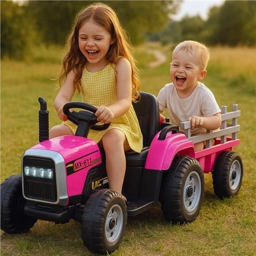 Praktična prikolica za prevoz igrač