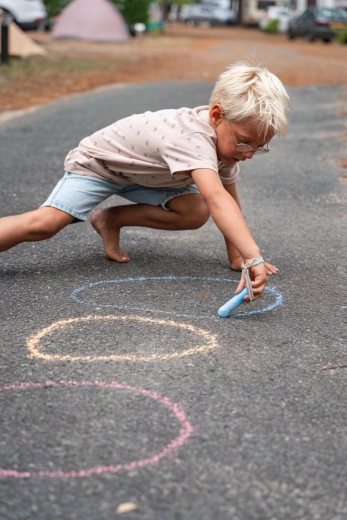Močne pastelne krede za jasne sledi